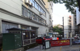 卫校小区