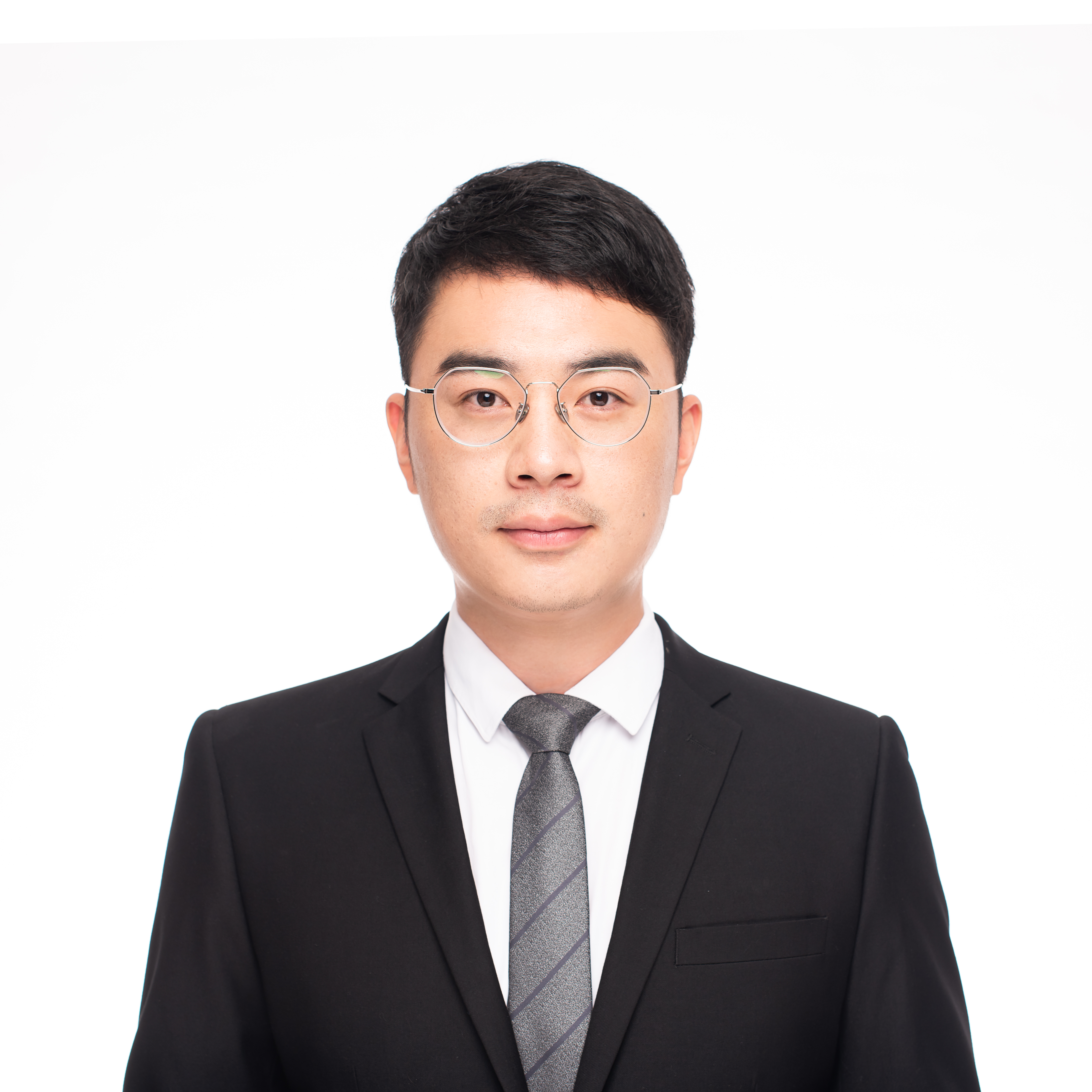 陈思源